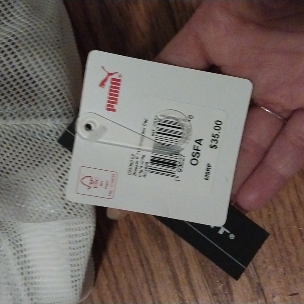 Puma hat / baseball cap - Picture 6 of 11